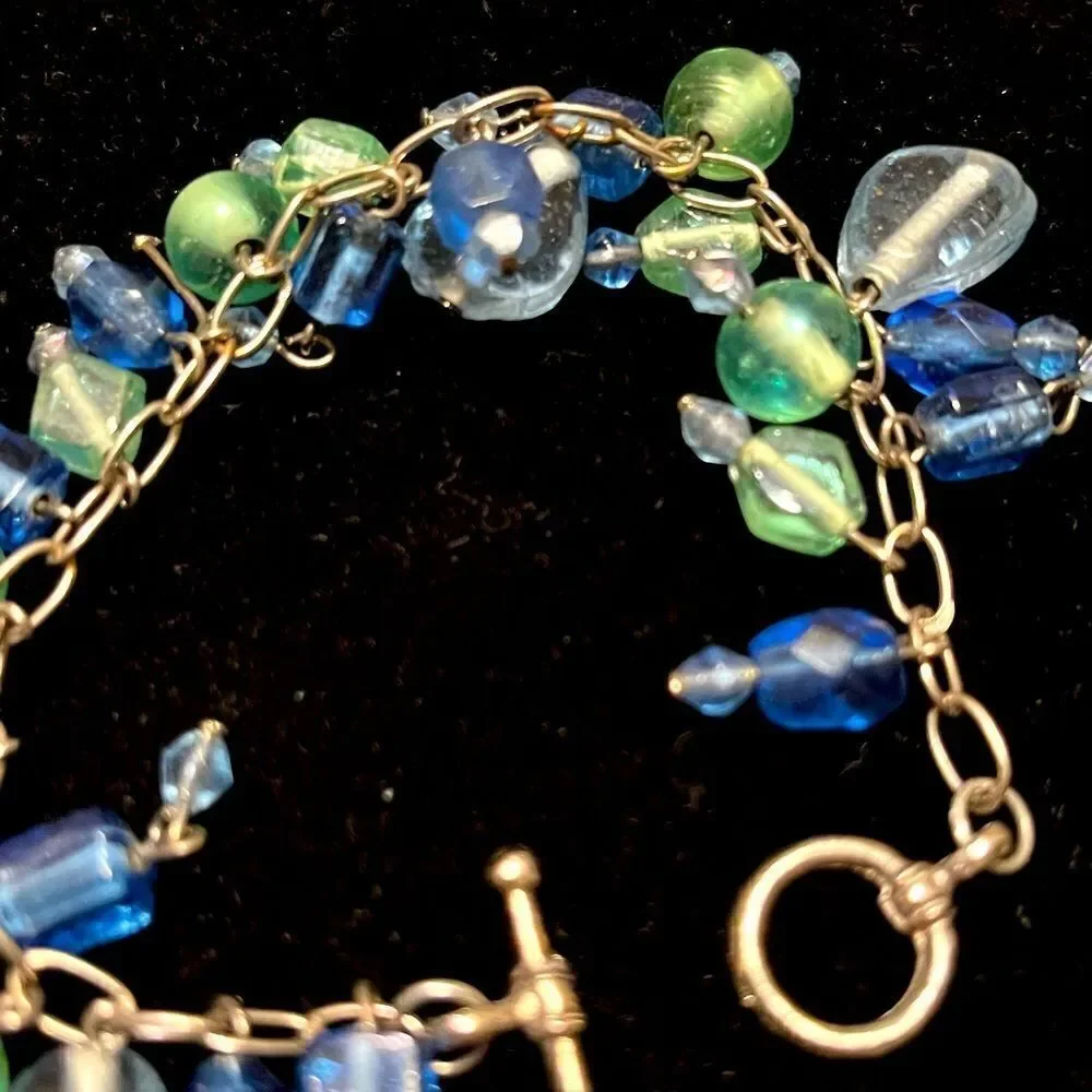7-inch Silver Tone Toggle Bracelet with Green and Blue Crystals Spring